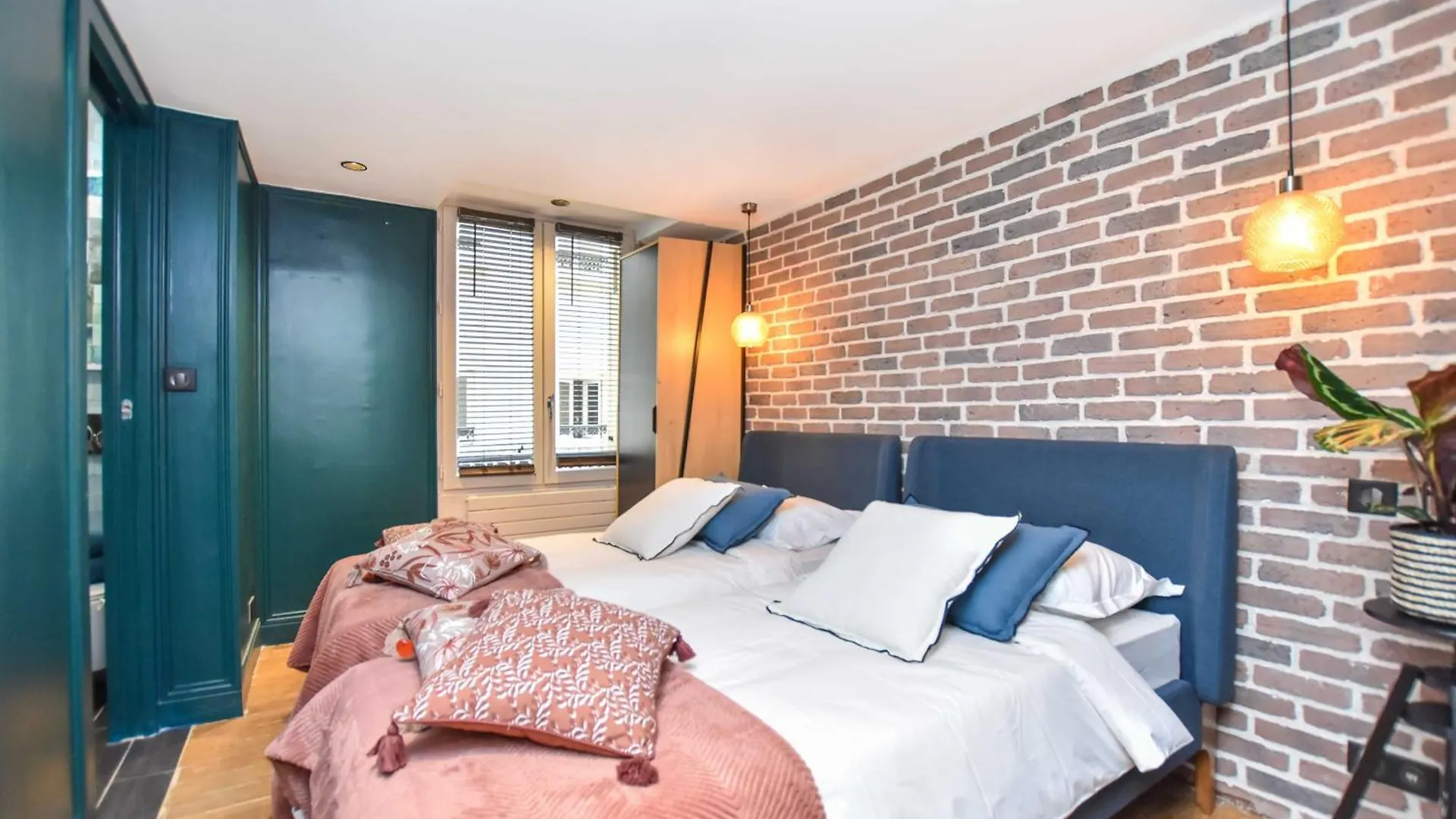 Apartment Charming 3Br Appartement Montorgueil Republique Paris